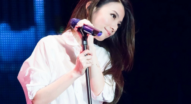 蒙面唱将淘气的粉红女王是Hebe? Ella“威胁”退出SHE