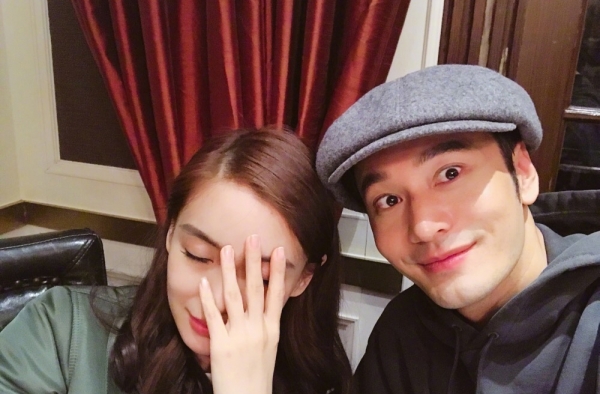 Baby为黄晓明庆生 黄晓明baby真的那么恩爱吗