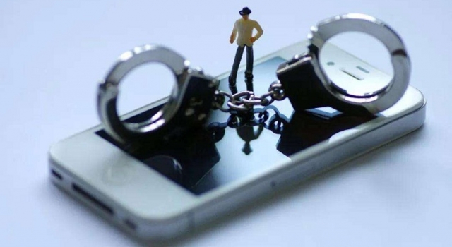 三室住着3拨骗子业务不同互不干扰 网友：一锅端刚好