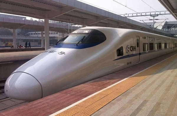 青岛至杭州G281次高铁着火 遇上高铁着火你该咋办？