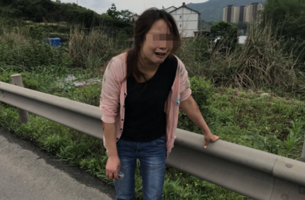 男子离婚路上想同归于尽 不能同偕老就要同赴死？