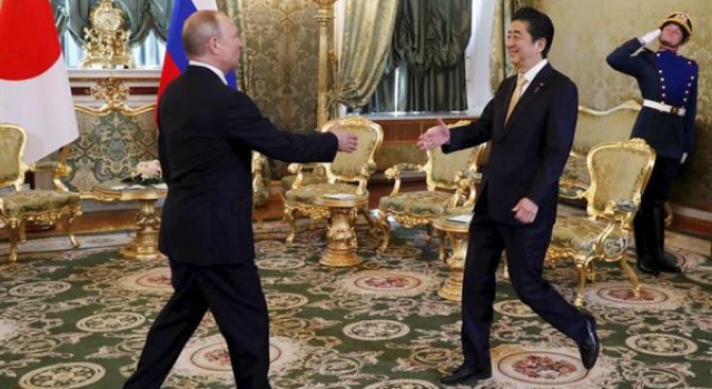 普京让安倍等了48分钟 坐实“对日迟到大王”称号？