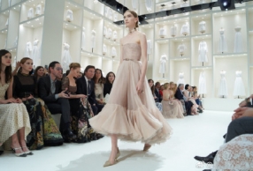 Dior 2018 Haute Couture߶㳡 źɫȹɱȫ