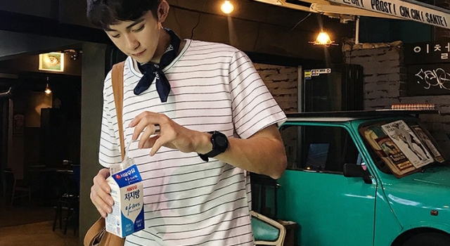 想要时髦过夏天?你还缺一件海魂衫 夏日男士的搭配好手