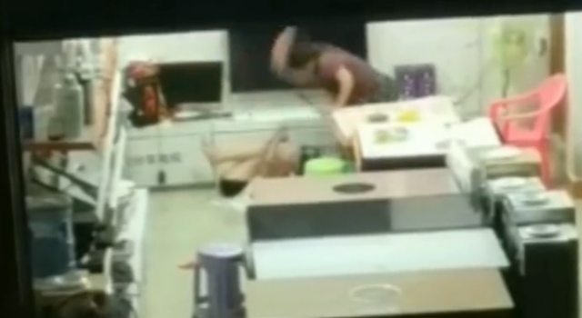 女童被继母暴打怎么回事？为什么要暴打？最后怎么处理？