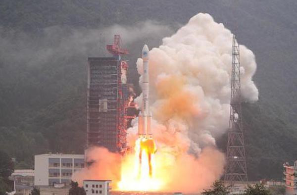北斗导航卫星发射成功 我国再次成功发射两颗北斗导航卫星