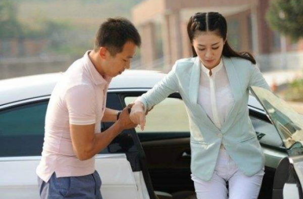 王小蒙扮演者毕畅近照显富态 年轻状态一去不复返
