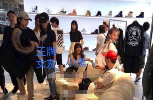 王思聪陈雅婷 两人同游日本甜蜜合照恋情曝光