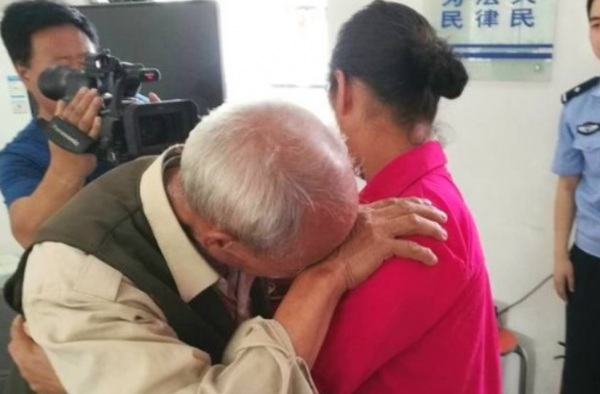 精神异常失踪18年怎么找到的?为什么异常?还认得家人吗?