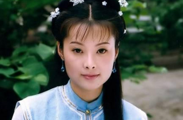 袁立微博炮轰李冰冰，原来两人还有这样的积怨