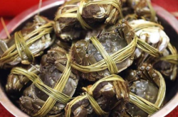 ��з����������Ԫ �����뱳����ʲô����Ĺ�����?