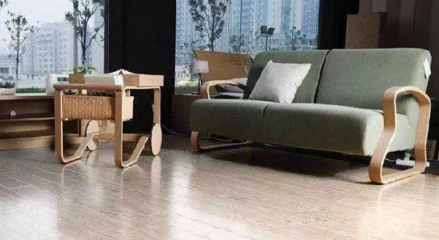 爱养宠物的家庭应该怎么选家具?这些妙招少不了
