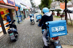 ����ô��ڱ��ϲ���ô����?ǿǿ�����ܷ���Ƹ��?