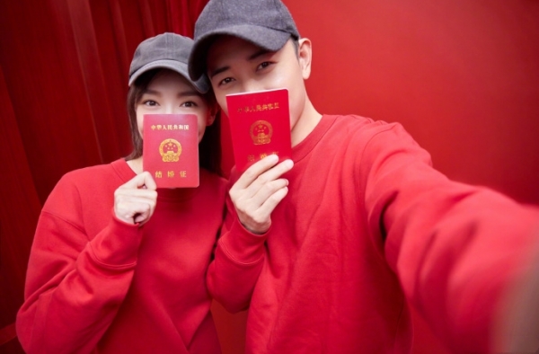 唐嫣罗晋典礼地价高！史上最严婚礼！服务员都不放过