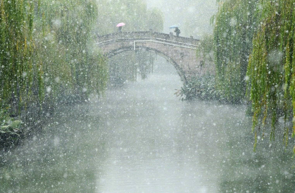 西湖下雪 西湖景点自由行攻略 让你领略雪后西湖美景