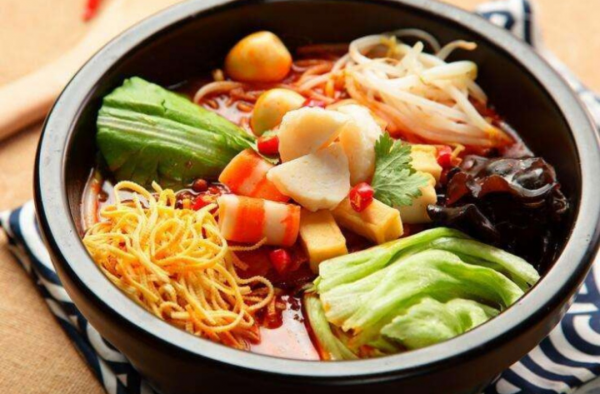 作为一个著名的旅游地区 云南特色美食不可忽略呦