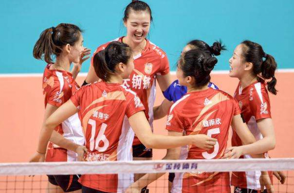 天津女排0-3江苏 李盈莹拿下全场最高的28分却输了比赛