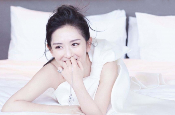 谢娜回应抢话，引汪涵黑脸不高兴？