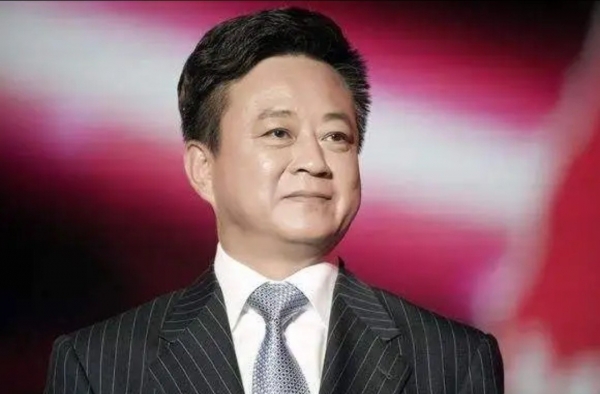 朱军妻子声援老公 深陷性丑闻却得妻子支持 被冤枉了？