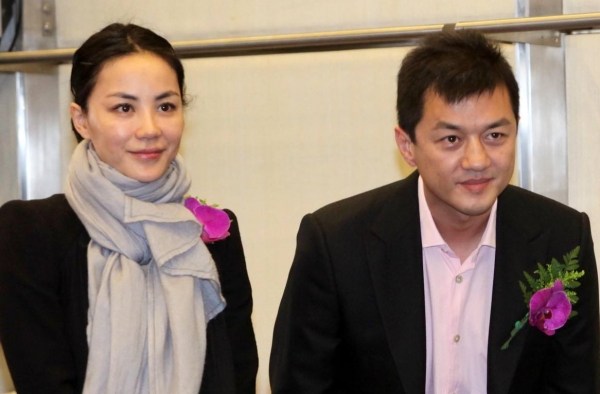 王菲为什么跟李亚鹏分手，网曝两人购房态度早显端倪