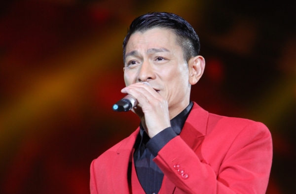 刘德华患流感，天王偶像也会力不从心