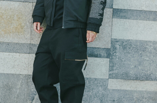 经典时尚的休闲羽绒服 你工作室的最好伙伴