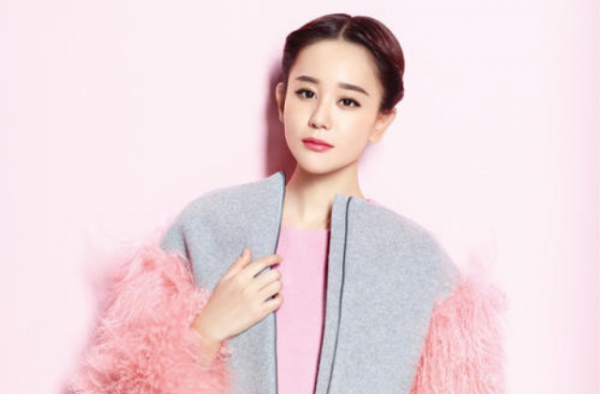 于小彤陈小纭亲密坐地铁疑恋爱 他和海陆什么时候分的手？