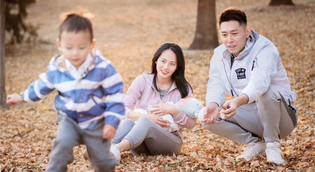 买超的求婚视频曝光，和张嘉倪上演命中注定我爱你！