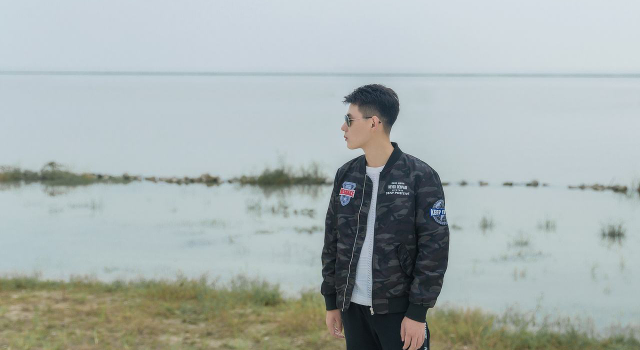 高个子男生穿什么好看呢 用服装让我们更加帅气