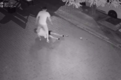 ����Ů�������˱�ץ ���ѣ�������������ƬҲ̫����