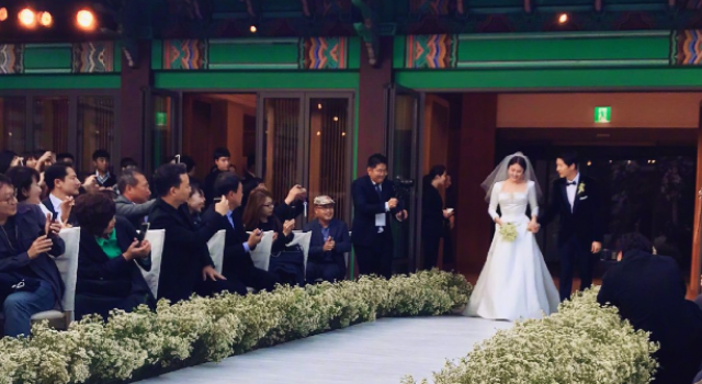 曝宋仲基因婚变脱发 刘海明显稀疏 婚变压力太大？
