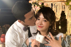 ����ȵ�Ǹ�ˣ���Ŀ�б�����Сͮ��½������˭�Ĵ���