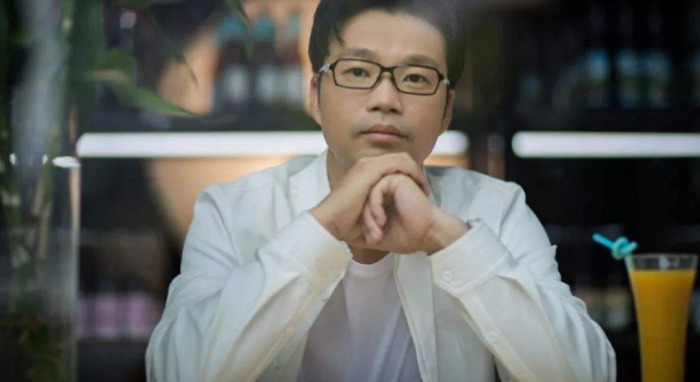 王迅疑二度出轨 深夜密会佳人 现任小三上位：三外有三