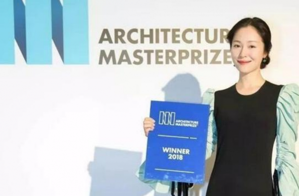 江一燕获奖别墅未获规划审批 网友：自己把自己捧杀了