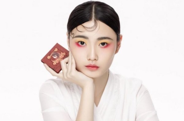 新锐国货“星花木兰”与彩妆龙头“蔻丝恩”珠联璧合,惊艳国潮美妆界!