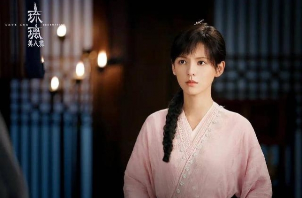 和丁禹兮合作后，张予曦演《琉璃》人气不输女主，演女二也不亏