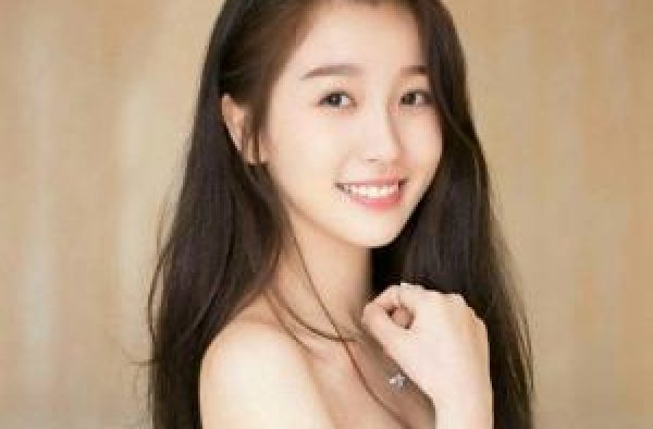 小生被前女友捆蹭流量，劈腿男又开始活动了，李菲儿出现意外