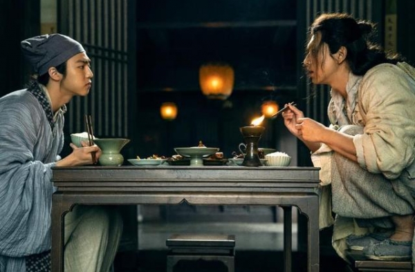 一起尬舞一起哭，陈立农李现演《赤狐书生》建立深厚友情