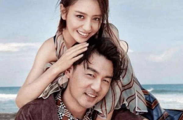 雷佳音为啥从不晒老婆，看到他老婆的照片，网友：是个男人都不晒