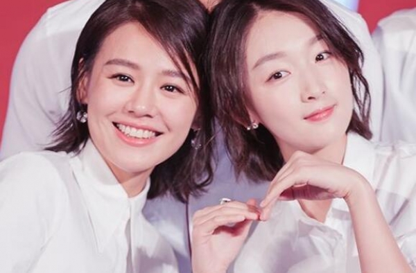 尴尬！为挺马思纯周冬雨包场《荞麦疯长》，却惨遭章子怡“打脸”