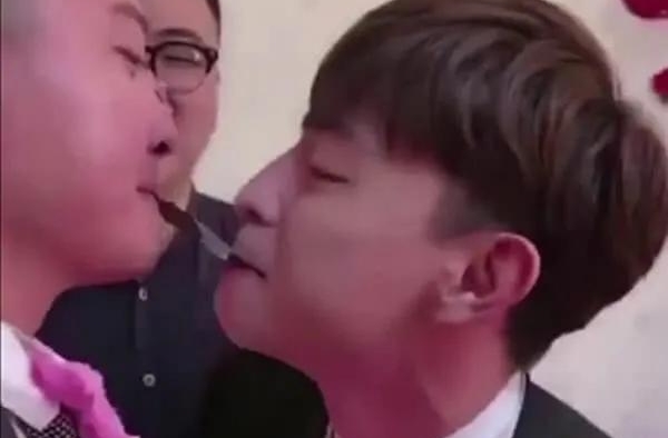 邓伦又双叒叕当伴郎了！网友吐槽：伴郎专业户，演员才是副业