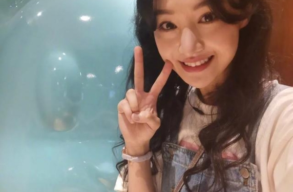 小八卦，杨紫乔欣，郑爽，王一博蔡徐坤