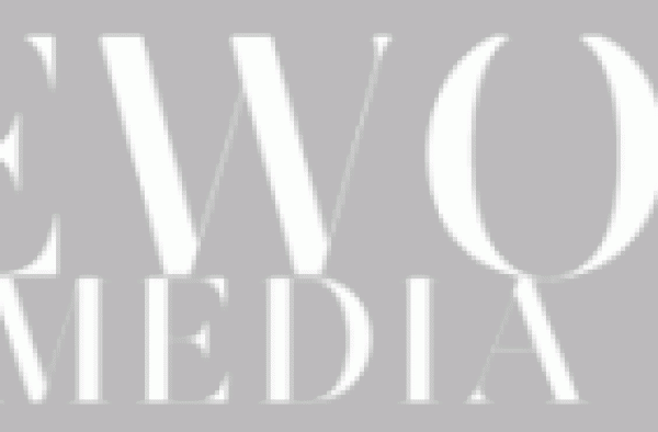 过气女星做“柜姐”，偶像男团当牙医，勇敢的人没有困难的工作
