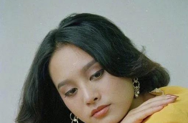 抢刘晓庆男人，偷走张国荣的心，“野美人”的火辣情史和彪悍江湖