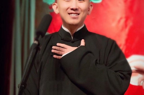 看完《德云斗笑社》才明白，原来郭德纲要捧的可能是尚九熙
