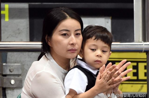 盘点！那些40多岁高龄还在“追生”二胎的明星妈妈们