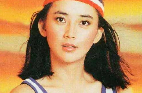 悲剧台星：她是孙俪姨奶，曾被骗拍风月片，初恋横死街头老公坐牢