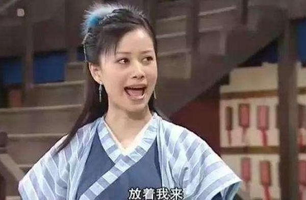 祝无双与莫小贝同框，差14岁却像同龄人，42岁倪虹洁状态依旧