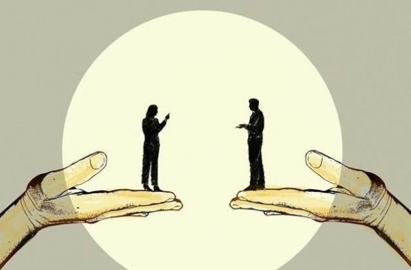他们是亲兄妹却鲜少有人知，哥哥因戏大火，妹妹多次登上春晚