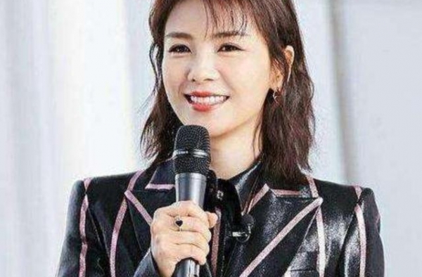 刘涛深夜发文语气崩溃，随后王珂劝慰妻子，只因遗憾再次发生？